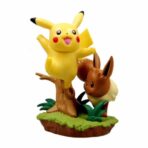 figura pikachu eevee