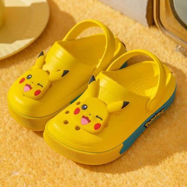 crocs pokemon pikachu