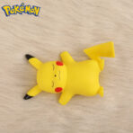 luz de noche pikachu dormido